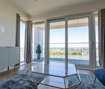 Duke Of Wellington Avenue, London - Photo 1