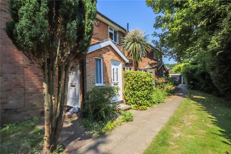 2 bedroom maisonette to rent - Photo 3