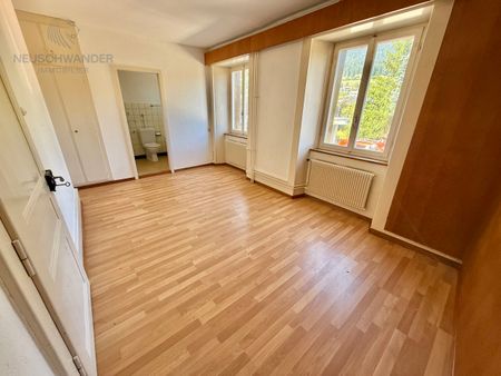 Bright and close to the village center - Photo 4