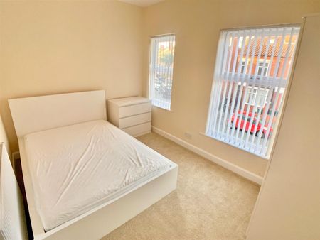 Hugh Road, STOKE, Coventry, CV3 - Photo 5