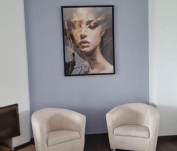 Vila P+2E+M cu vedere frontala la lacul Siutghiol si Insula - Fotografie 2