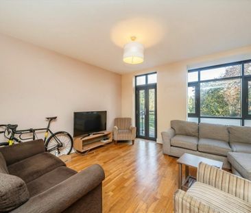 Putney Bridge Road - Photo 3