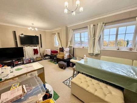 2 bedroom flat to rent - Photo 2
