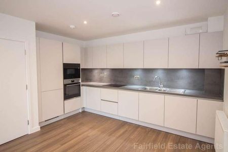 Blackwell Place, South Oxhey, Watford, WD19 - Photo 2