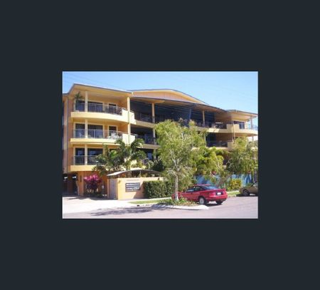 2/56-58 Mitchell Street, North Ward, Qld 4810 - Photo 5