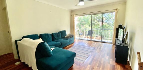 Modern 2-Bedroom Apartment for Rent - Prime Indooroopilly Location - Photo 2