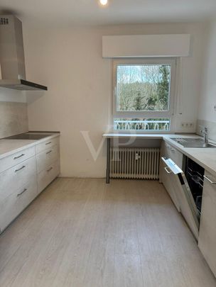 ERSTBEZUG nach Renovierung!!! 4 ZKB-Wohnung mit NEUER Einbauküche - Penthouse Flair ! - Foto 1