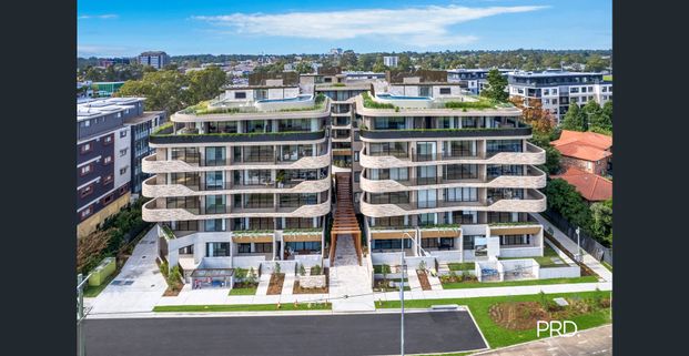 Luxury Living - Photo 1