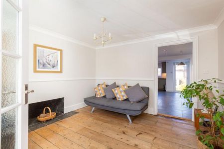 2 bedroom terraced house to rent - Photo 3