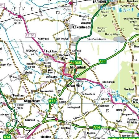 Fir Tree Court, Mildenhall, Bury St. Edmunds, Suffolk, IP28 - Photo 3