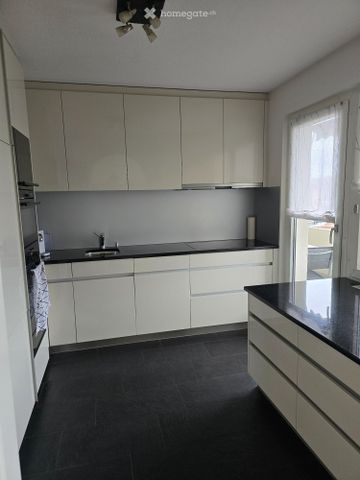 Sonnige 6-Zimmer Wohnung in familiärem, ruhigem Haus - Photo 3