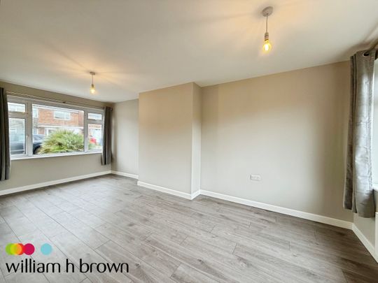 Mandy Close, Ipswich - Photo 1