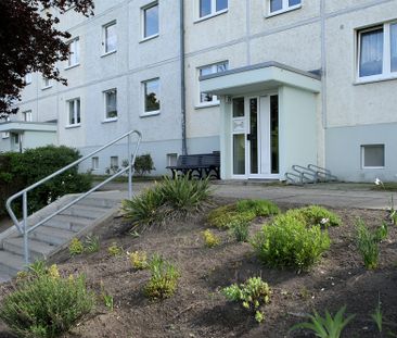 Modernisiert - mit Balkon - Küche mit Fenster! - Foto 1