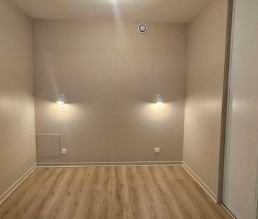 Location Appartement 1 pièce 33m² - Photo 5