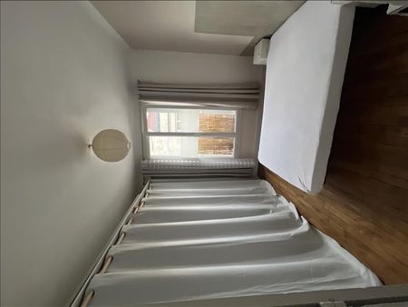 2 pièces - Meublé - 27,39 m² - 6ème étage - Colocation non autorisée - Photo 3
