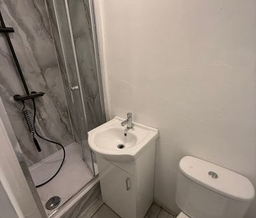 Studio Flat, Upper St, N1 - Photo 4