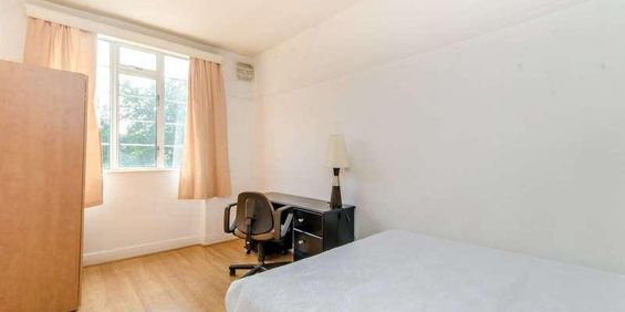 Pentonville Road, Angel, N1 - Photo 3