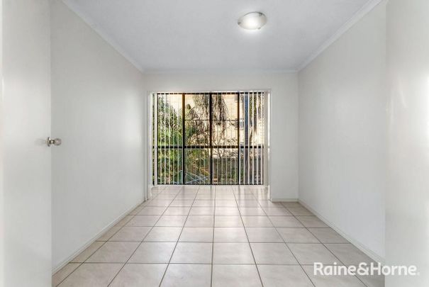 3/20 Holland Street, Toowong, QLD 4066 - Photo 1