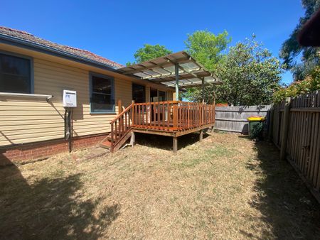 66 Boolimba Cres, Narrabundah ACT 2604 - House For Rent | Domain - Photo 5