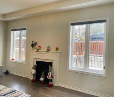 For Lease - 123 Mitchell Place, Newmarket, Ontario - Photo 2