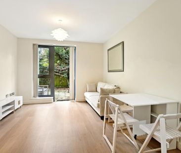 1 bedroom ground floor flat to rent - Photo 1