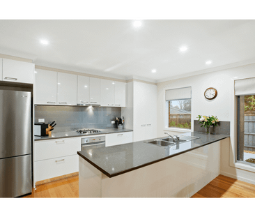 Spacious, Light-Filled Home in Quiet Location - Photo 5