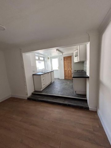 Cowbridge Road West, Cardiff, CF5 5TF - Photo 2