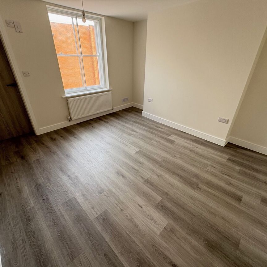 EastStreet, ILKESTON - Photo 1