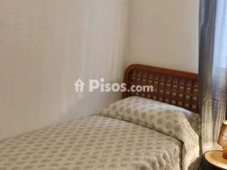 Piso en alquiler en Casco Histórico - Photo 3