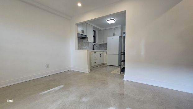 For Lease - 8 Carrington Avenue Unit# Lower, Toronto, Ontario - Photo 1