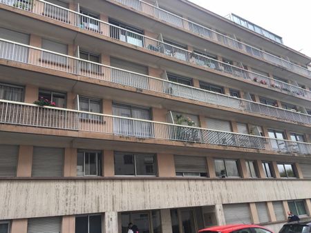 Paris XIVème, métro Alésia Studio de 19,88m² - Photo 3