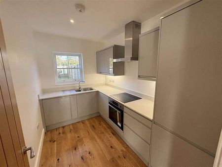 The Orchards, Ringmer, BN8 - Photo 5