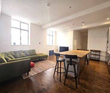 2 bedroom flat to rent - Photo 3