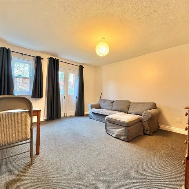 1 Bedroom Apartment Available Arranging tenancy - Photo 1