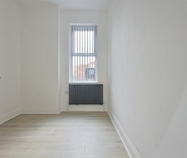 2 bedroom Flat to rent in Warton Terrace, Heaton, Newcastle Upon Tyne - Photo 1