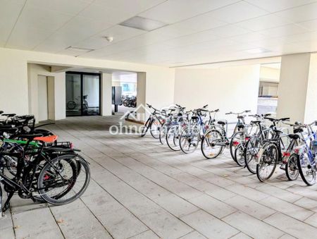 Vollmöbliertes 71m² Design-Apartment (1,5 Zi.) in Top-Lage Bogenhausen - Photo 3