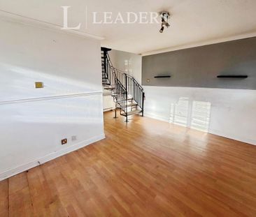 1 bedroom house to rent - Photo 1