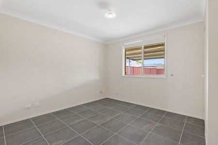 2/3 Peter Place, Bligh Park NSW 2756 - House For Rent | Domain - Photo 2