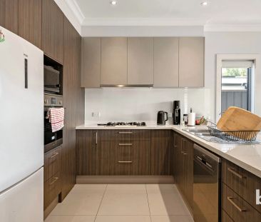 Modern Comfort Meets Convenience - Photo 2