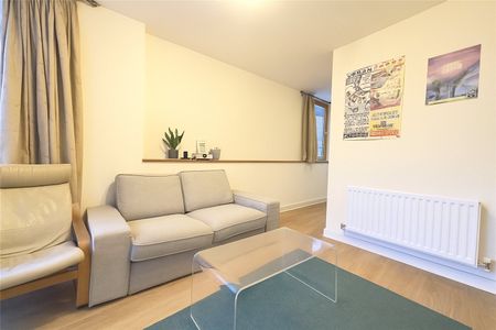 2 Bedroom - Photo 2