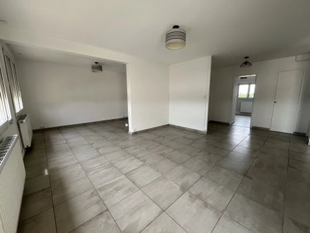 Location Appartement 4 pièces 84m² PORTES LES VALENCE 26800 - Photo 4