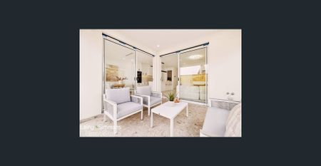 Stunning Family Home - Photo 5