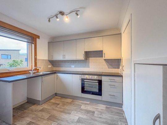 2 bedroom terraced house to rent - Photo 1