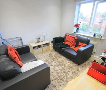 Delph Court, Woodhouse, Leeds, LS6 - Photo 1