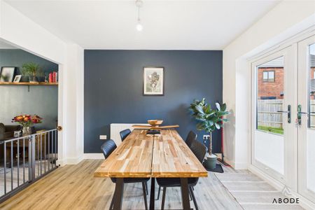 3 bedroom semi-detached house to rent - Photo 5