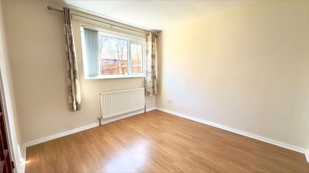 3 bedroom house to rent Birstall Way, Birmingham, West Midlands, B38 - Photo 1