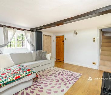 2 bedroom semi-detached house to rent - Photo 3