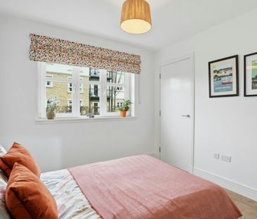 Balerno, EH14, Edinburgh - Photo 1