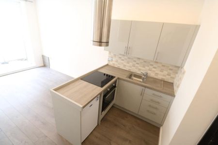 1 bedroom flat to rent - Photo 5