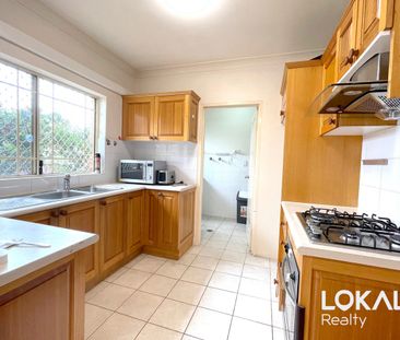 3 Bedroom Conveniently Located Villa - Photo 6